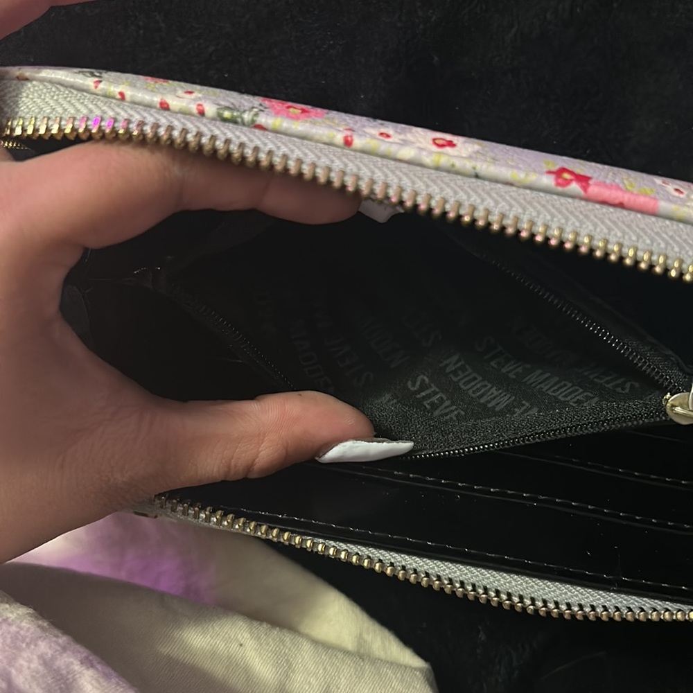 wallet - Picture 4 of 4